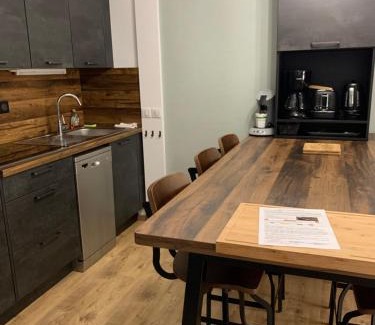 Le Touquet-Paris-Plage Apartment | À COTÉ DE LA BAIE DE CANCHE-Appt 4pers-Linge compris-Lits faits-1CHB 1 lit double-1CABINE 1 lit superposé-2SDB-piscine-parking-boulodrome-tennis