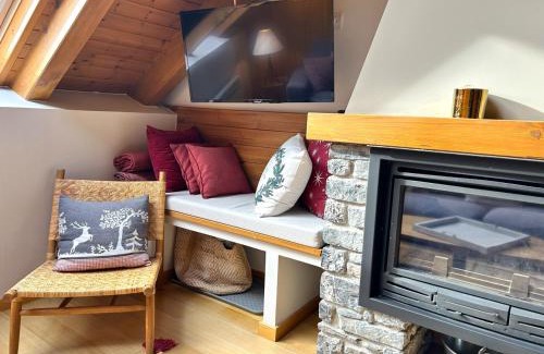 Alt Aneu Apartment | Àtic de luxe i rústic a Esterri d'Àneu by RURAL D'ÀNEU