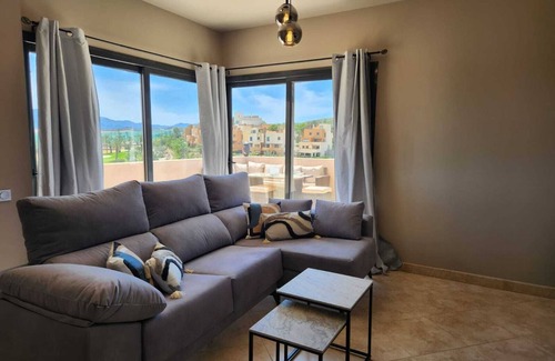 Vera Apartment | Ático Esquinero con Vistas al Valle del Este Golf con Piscina Comunitaria!