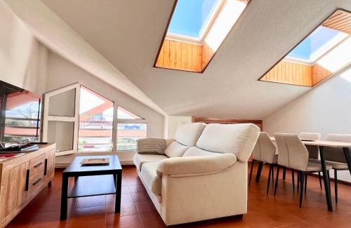 Soto de la Marina Apartment | Ático La Canal - Monabri