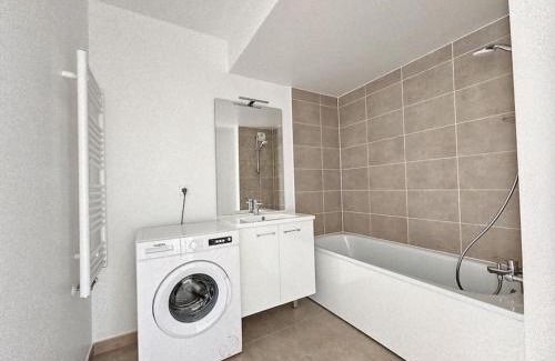 Villemomble Apartment | Élégance Parisienne