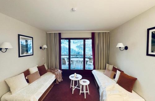 Isola Apartment | Évasion Alpine Vue Panoramique, WiFI et Garage