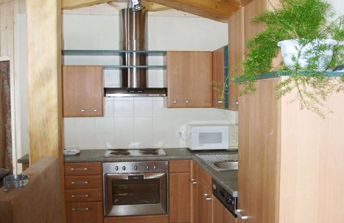 Marigny House | Évasion Boisée : Gîte de Plain-pied, 80m² Près de la Forêt et du lac de Chalain