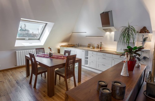 Saint Usuge House | Ô Saveur de l'Instant