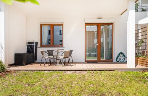 Baluty Apartment | Łódź Retreat Apartments - Parking, Terrace & Garden - by Rentujemy