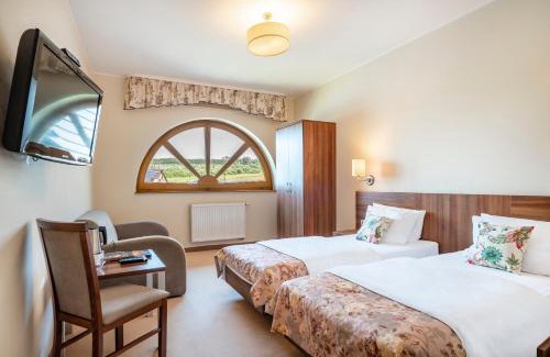 Ilawa Hotel | Łabędź Hotel Karczma