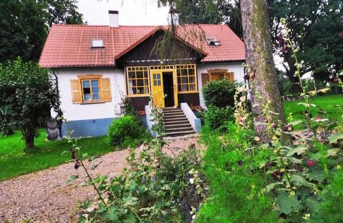 gmina Pawłow House | Świętokrzyskie Dworek Radkowice Kasztanowa Aleja