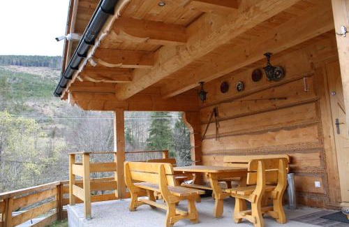 Zdiar Ski Chalet | Štýlový Zrub Martina B s pieckou a kúpacou kaďou!