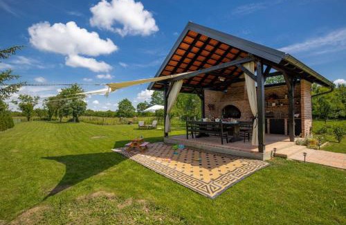 Kriz House | Šušnjari100