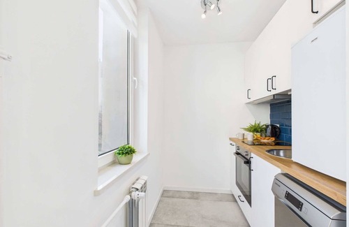 Brodno Apartment | Żuromińska 8 | Cozy Studio | Smart TV