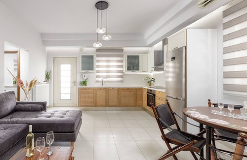 Old Quarter Apartment | Άνετο φιλόξενο διαμέρισμα στην παλιά πόλη