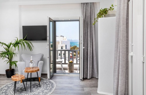 Naxos House | Ελ puerto luxury port suite 2