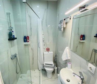 Neapoli-Sykies Apartment | Λαμπερό Διαμέρισμα 1