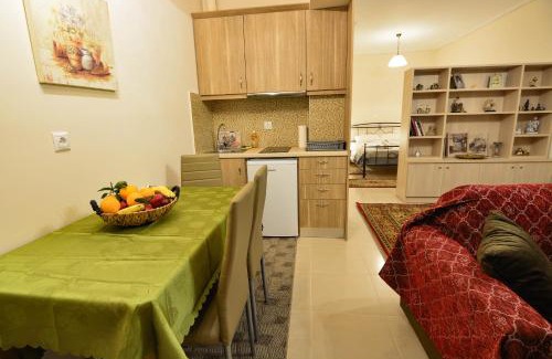 Mesaia Trikala House | Ξενώνας Στροφυλιά