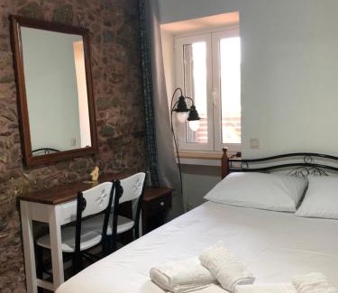 Livadi Apartment | Πέτρινη φωλιά