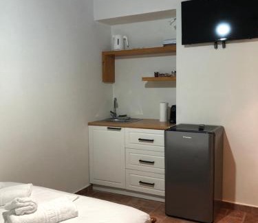 Livadi Apartment | Πέτρινη φωλιά