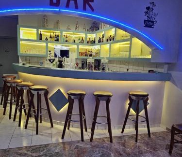 Kamena Vourla Hotel | Πανθεον