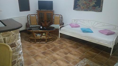 Lavreotiki House | Το πετρινο