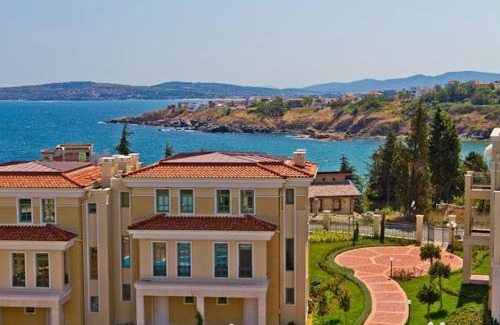 Chernomorets Apartment | Апартаменти и Студия в комплекс FLORES GARDEN