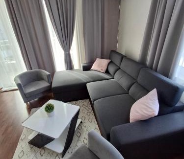 Chernomorets Apartment | Апартамент Sunny home