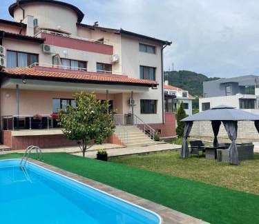 Varna Villa | Вила Фреди