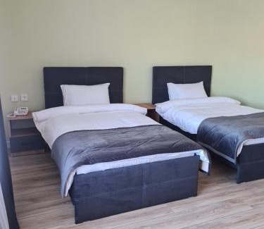 Schuchinsk Hotel | Гостиничный комплекс Адал