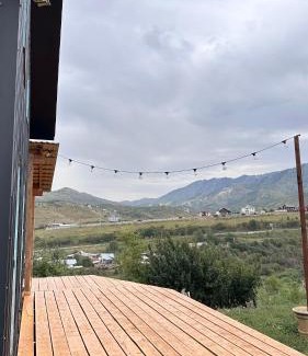 Besqaynar House | Дом в горах Уютный дом с потрясающим видом и огромной террасой