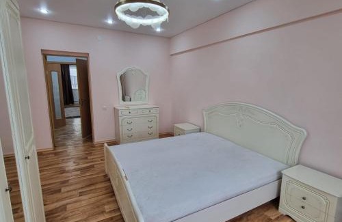 Otegen Batyra Apartment | Квартира 3 ком 70 кв