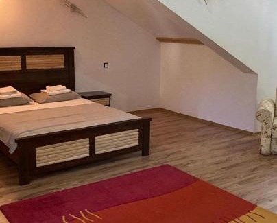 Varbitsa House | КЪЩА ЗА ГОСТИ ДИВИЯТ БОЖУР
