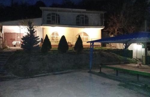 Kaztsik House | Орлиное гнездо