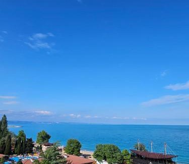Golden Sands Apartment | Превъзходен апартамент Къщата на Мечтите-Златни пясъци на първа линия