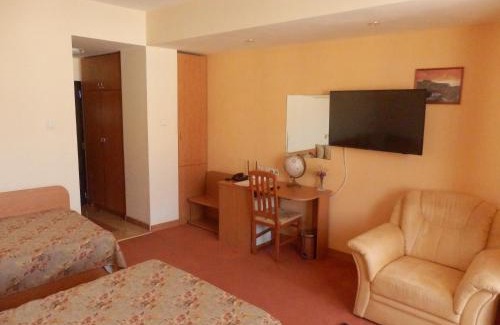 Kazanlak Hotel | Семеен Хотел РОЗА