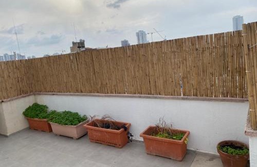 Netanya Apartment | בלב העיר