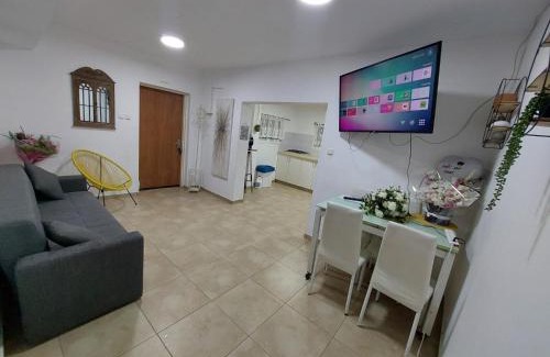 Tiberias Apartment | דירת נופש במרכז טבריה