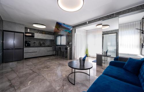 Haifa Apartment | מבנים בים 77 Suites at sea