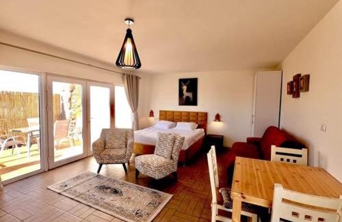 Odem Cabin | פסטרנק אירוח יער אודם