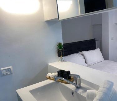 Ein Qiniyye Apartment | צימר מעל העננים
