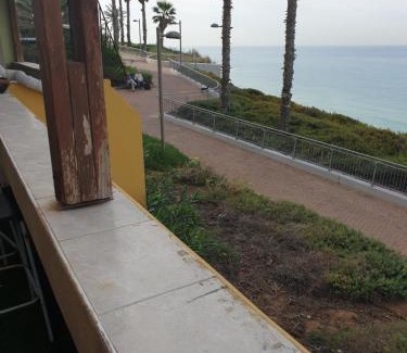 Netanya Apartment | קסם על הים- דירות נופש עם ג'קוזי פרטי ונוף פרטי לים