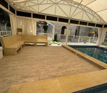 Buraimi Resort | استراحة الفخامة