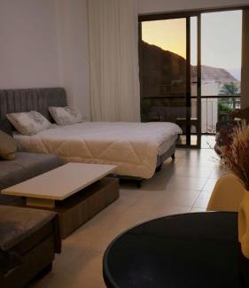 Aqaba Apartment | قرية الراحة باطلالة بحرية-مرسى زايد-Alraha village -marsa zayed- with sea view
