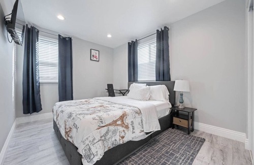 Park Mesa Heights House | ৎ୭ Charming Home in LA ৎ୭ Prime location, Update