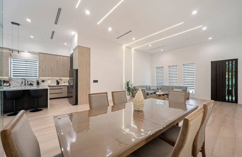 Valley Glen House | ৎ୭ The Valley Nest ৎ୭ w/Backyard,Gameroom & More