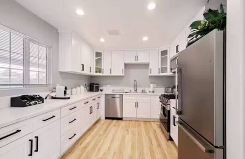 Winnetka House | ৎ୭Glamour Home ৎ୭ Pool Games Jacuzzi & more