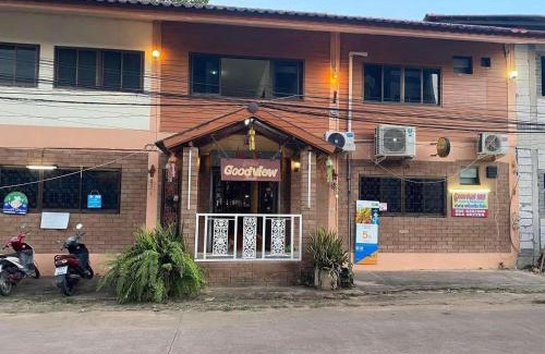 Nai Wiang Hotel | จอมเมือง Motel