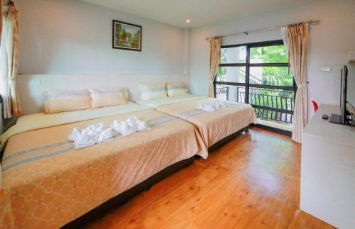 Nai Mueang Hotel | ชญาดา การ์เด้นเฮาส์ & รีสอร์ท Hotel