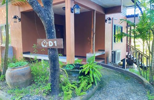 Mae Faek Mai House | บ้านสวนภูรจิตร Baansuanphurajit