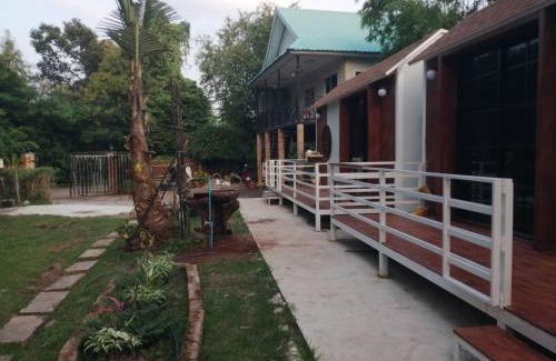 Nong Khai Ski Chalet | บ้านสวนวสุธันย์