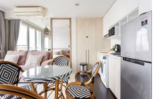 Na Chom Thian Condo | ห้องพัก 2 ห้องนอน พร้อมครัวเล็กเหมาะแก่การนำครอบครัวมาพักผ่อน ติดทะเล
