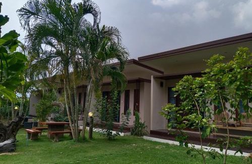 Kanchanaburi House | เดอะนิรันดร์ เกสท์เฮ้าส์กาญจนบุรี