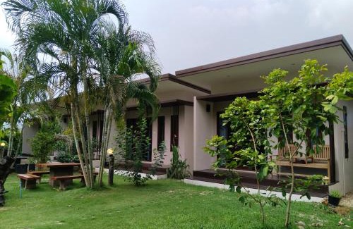 Kanchanaburi House | เดอะนิรันดร์ เกสท์เฮ้าส์กาญจนบุรี